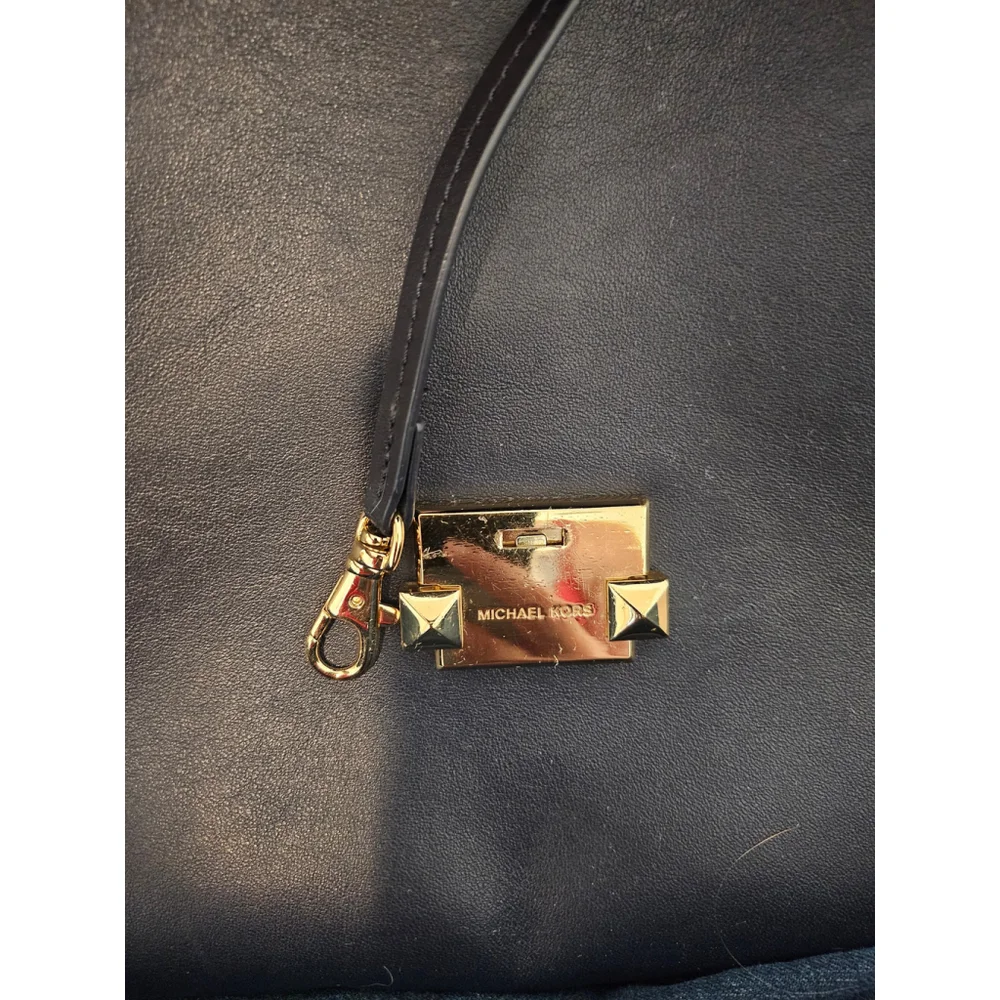 Michael Kors Women's Navy Blue Admiral Handbag - Picture 4 of 5